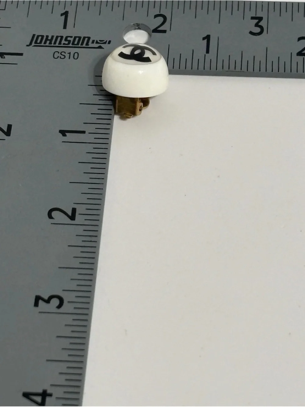 CHANEL vintage White Round CC Logo Button Earrings